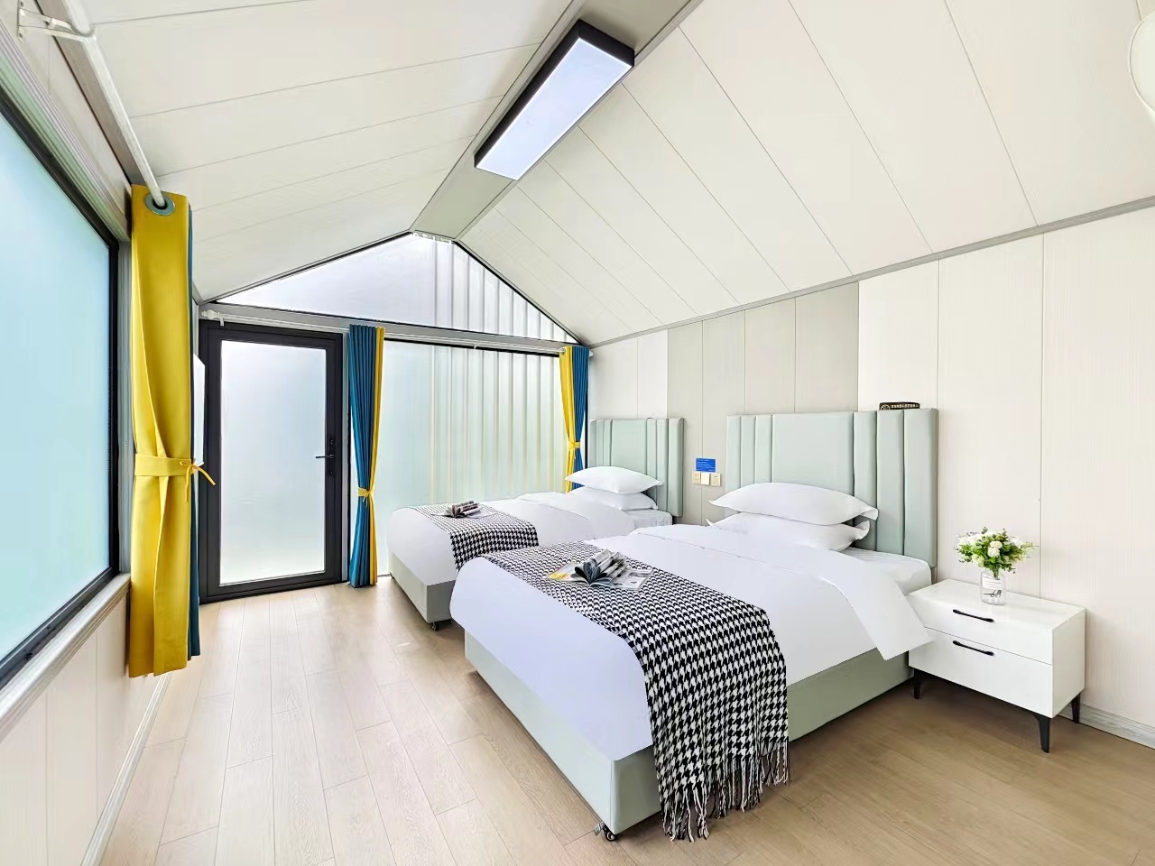 雅蝶·花园特价双床房（空调-网红打卡-山野景观--棋牌娱乐）