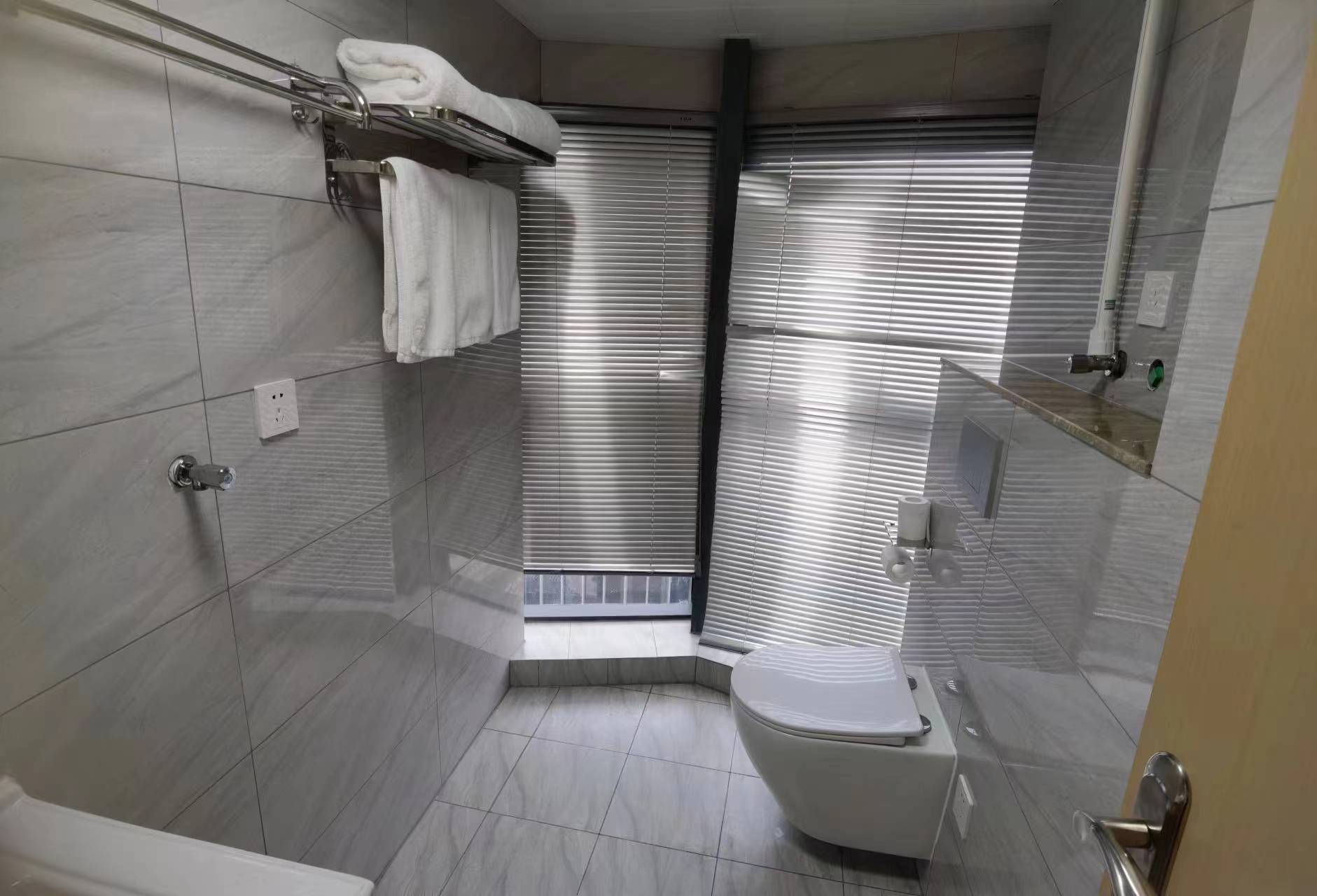 城景LOFT商务行政套房