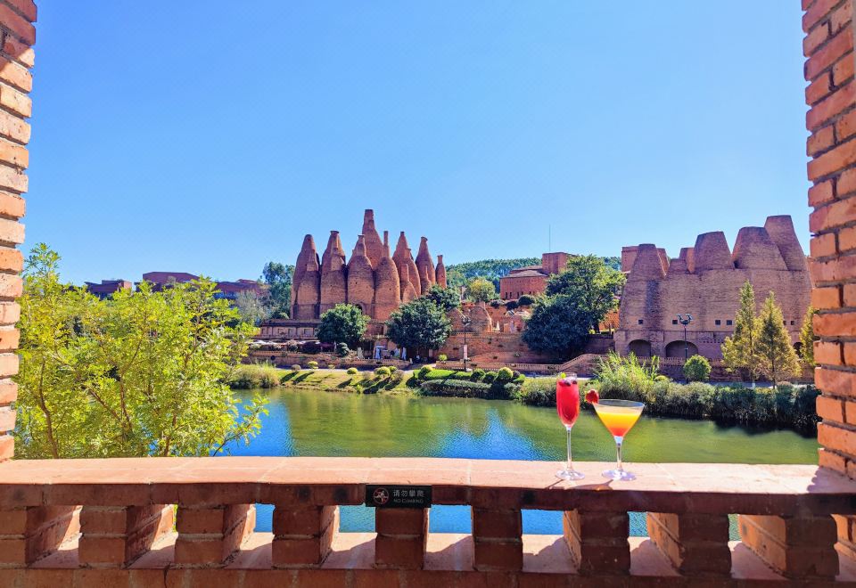 錾影万花筒双床房