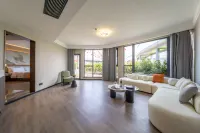 NEO ISLE Hotel (Guilin Liangjiang Sihu Xiangbishan)