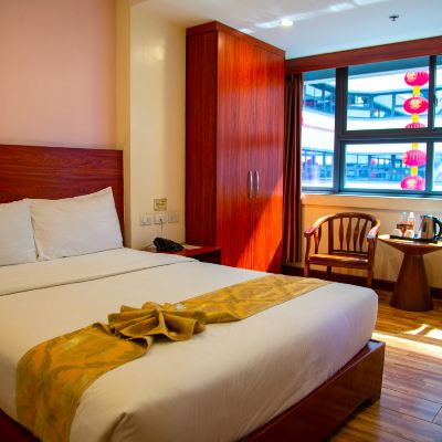 Queen Size Bed With Atrium View 456 Hotel Promo Code