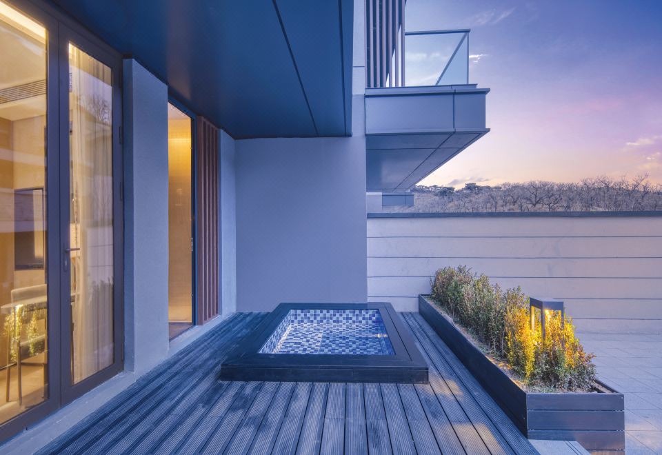 Crowne Plaza Zunhua Hot Spring TownDuplex Family Hot Spring Villa - Courtyard-View (Pets Allowed)