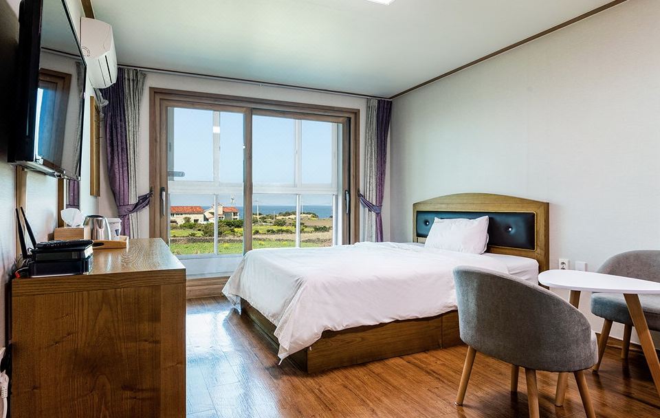 제주 아모르 하우스 베란다 뷰