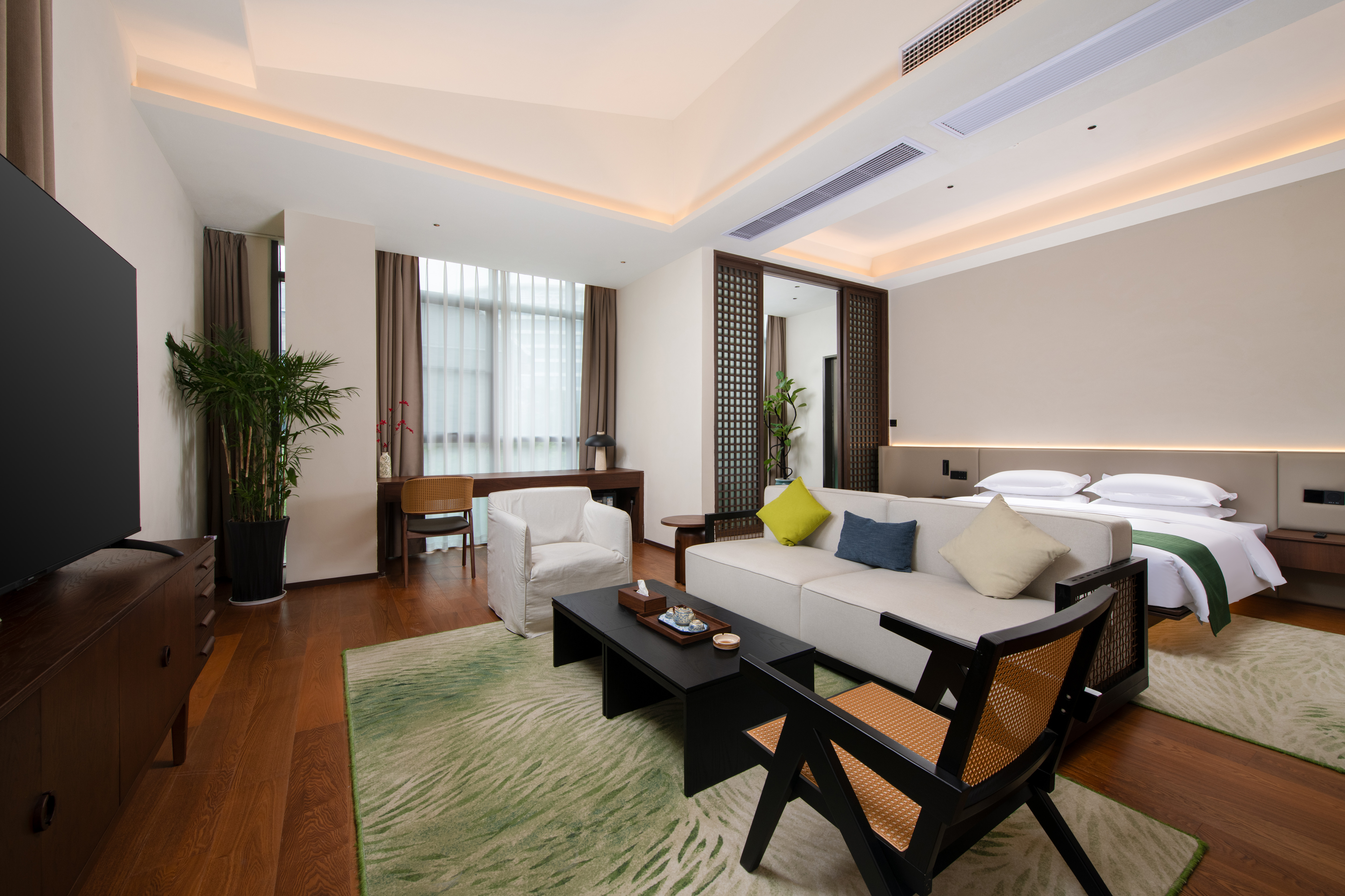 隱沫豪華套房（智能客控+浴缸+庭院景觀+75寸電視）