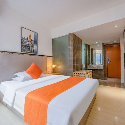 城景大床房（飄窗夜景•網紅打卡景觀•可投屏觀影電視） 廣州天美酒店公寓（廣州太古滙石牌橋地鐵站店）優惠