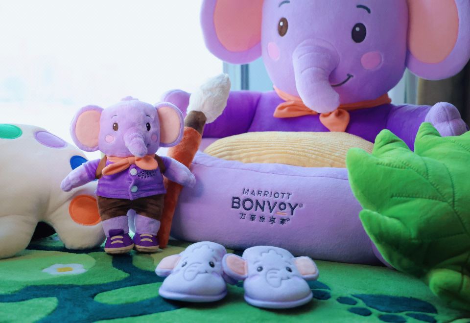 威斯汀江景親子房「180°江景畫卷，溫馨親子童趣時光」