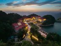 Lushan Lutos Terrace Garden Resort Hotel