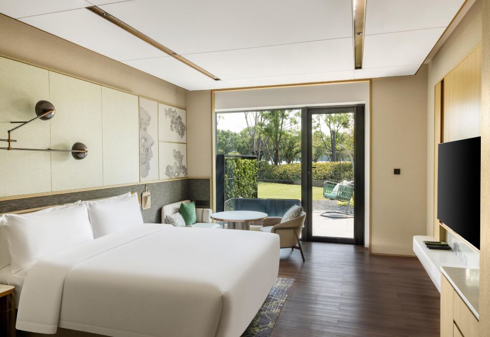 Suzhou Marriott Hotel Yangcheng LakeLake View King Room