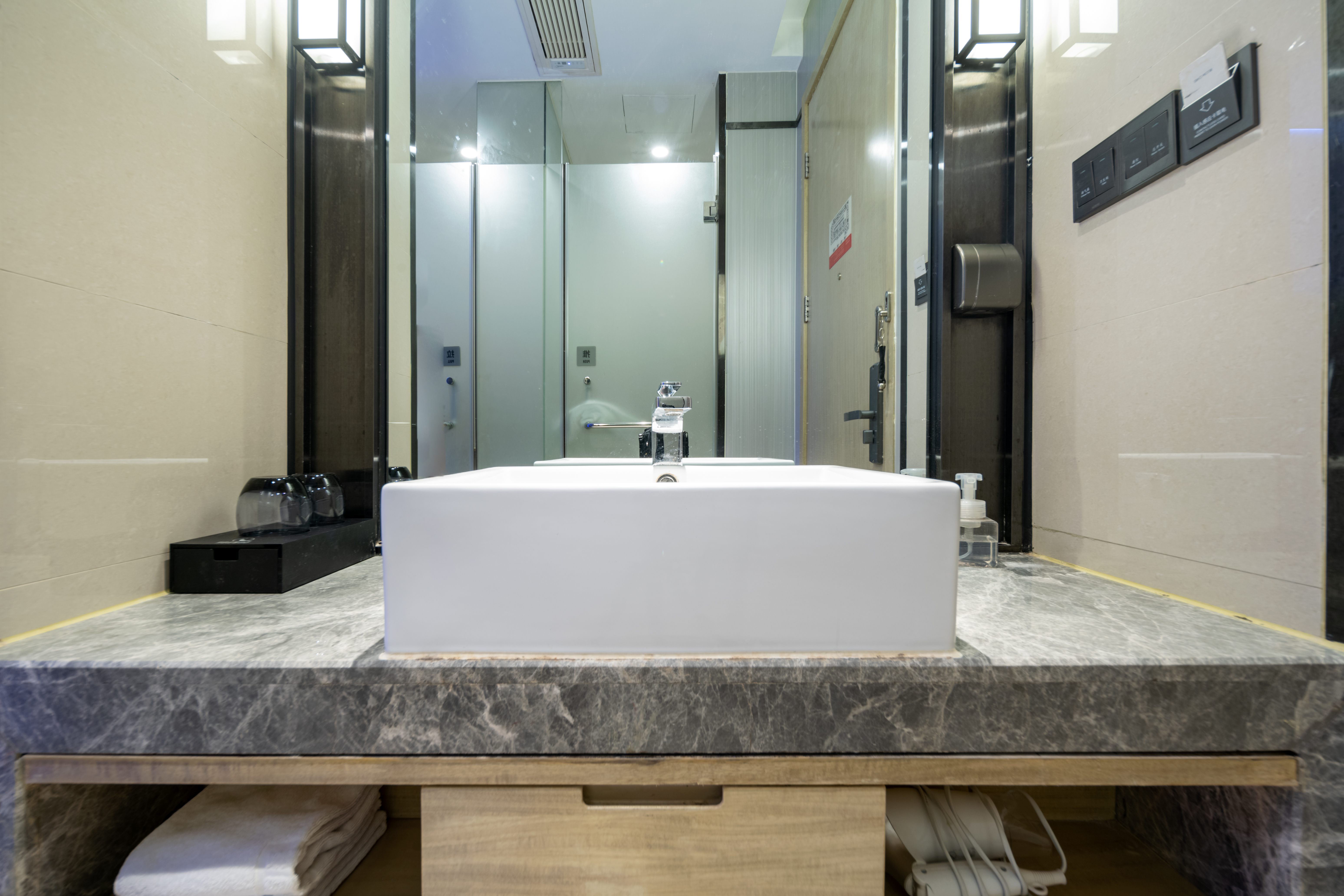 基友電競三人房[RTX3060+32G+i5-12400+2K+網吧特權]