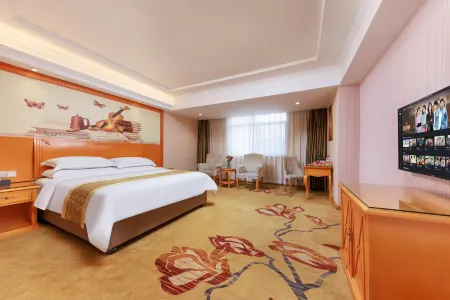 Vienna Hotel (Chaozhou Chao'an Center, Guangdong)