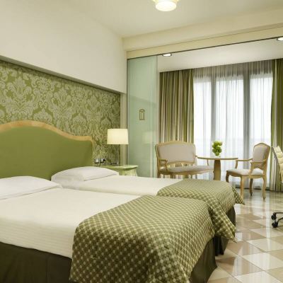 Superior Double Room (2adults+1child)