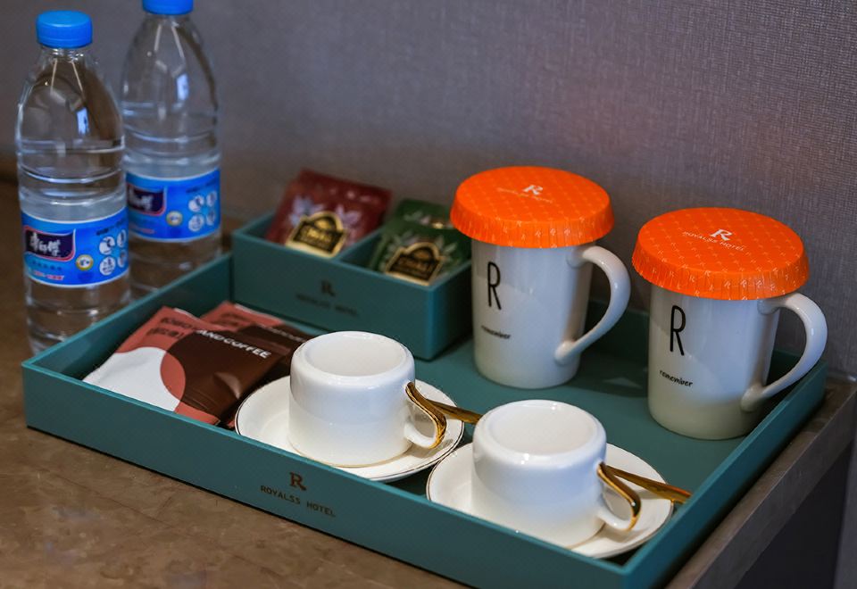 R-丽致小厢房（全屋地暖+超大飘窗+榻榻米+智能马桶）