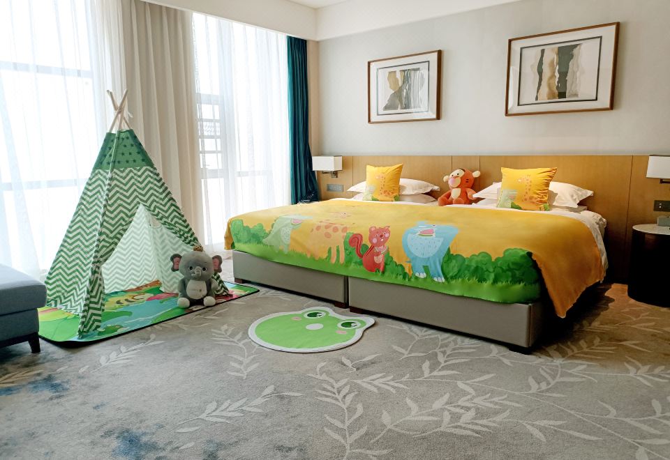 亲子房C（小王子小童洗护+80支贡缎床品+金可儿床垫）