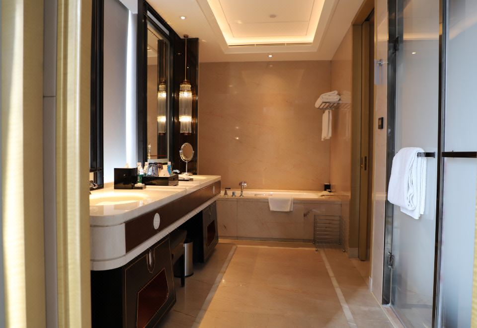 雙臥家庭房（舒適空間+雙衞+深睡床墊+靜音加濕器）