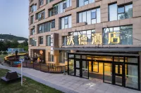 WORLD HOTEL