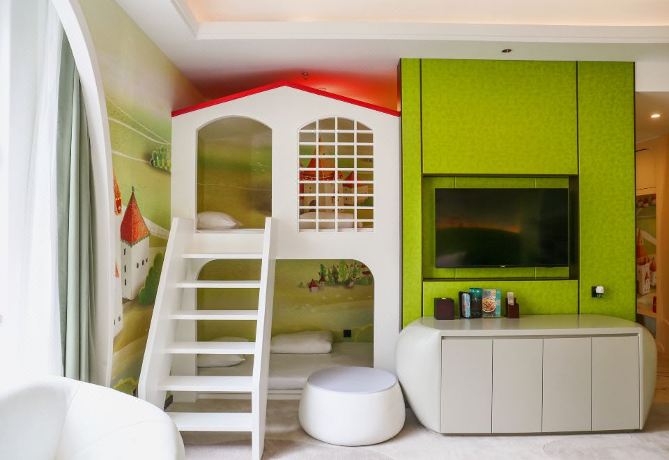 Wanda Realm Xiamen North BayGreen Elf Duplex Bed Family Room