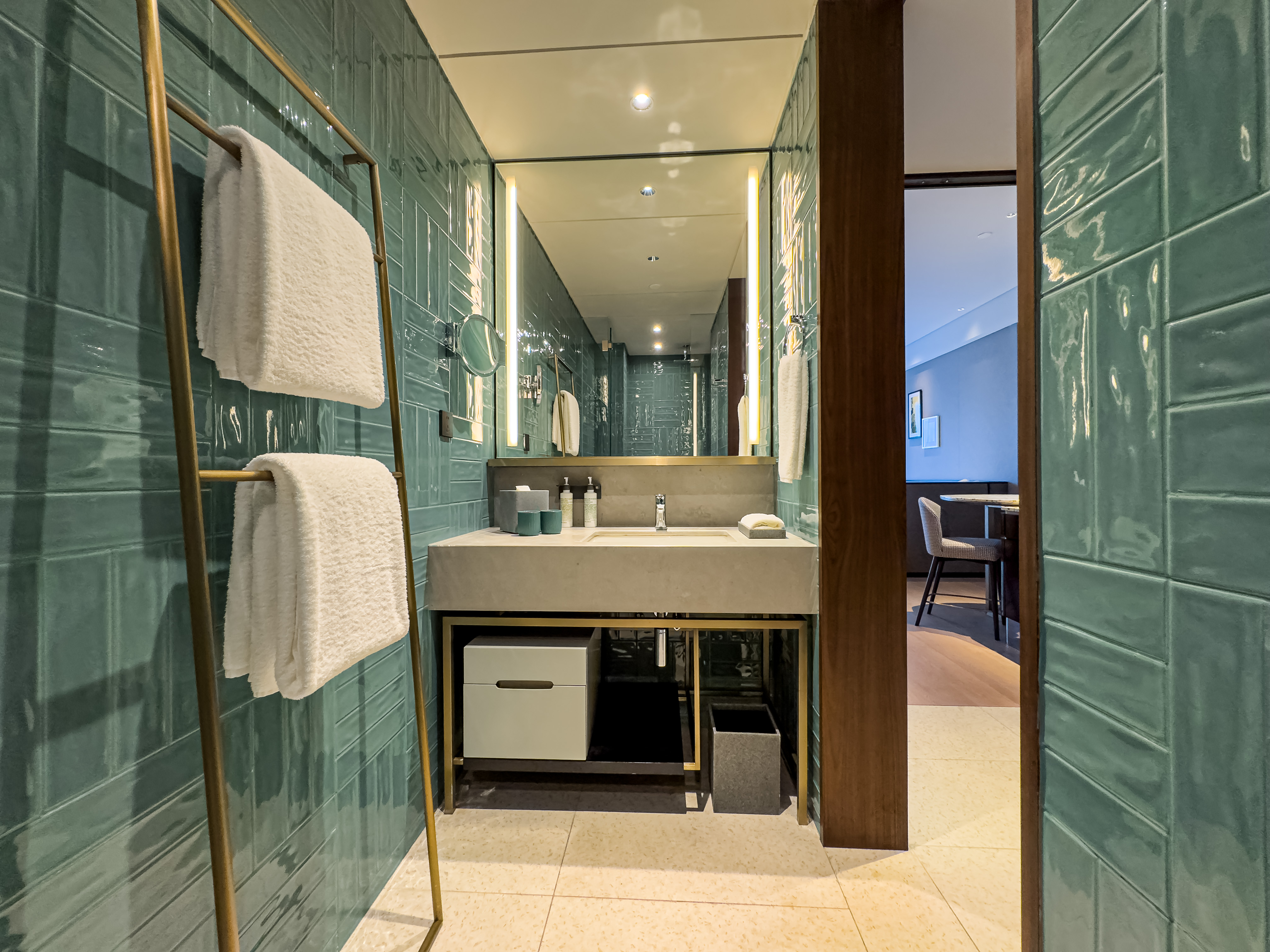 豪華雙床房（私享Coffee機+Minibar）