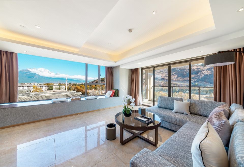 雪山觀景大床雙卧套房（玉龍雪山景+機麻）