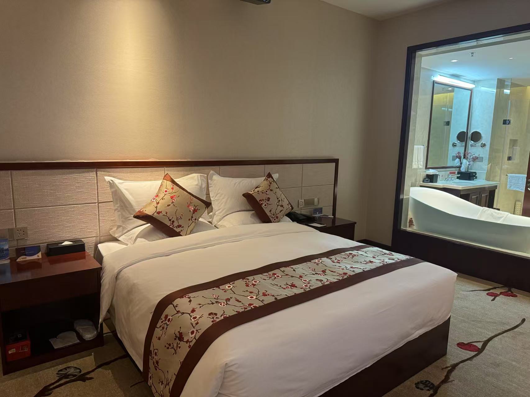 商务舒享大床房