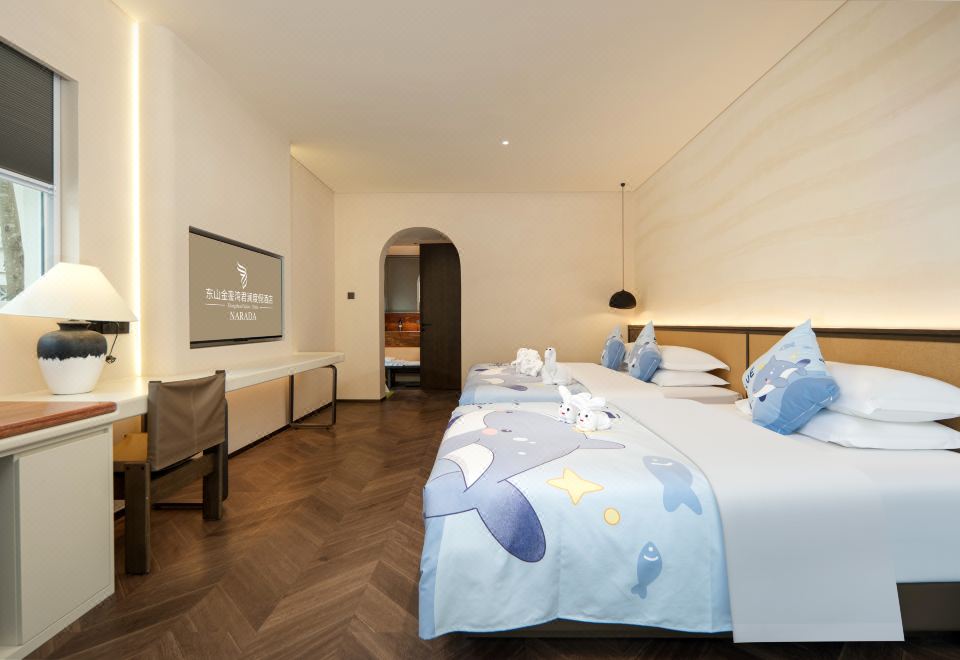 君悦别墅庭院亲子房