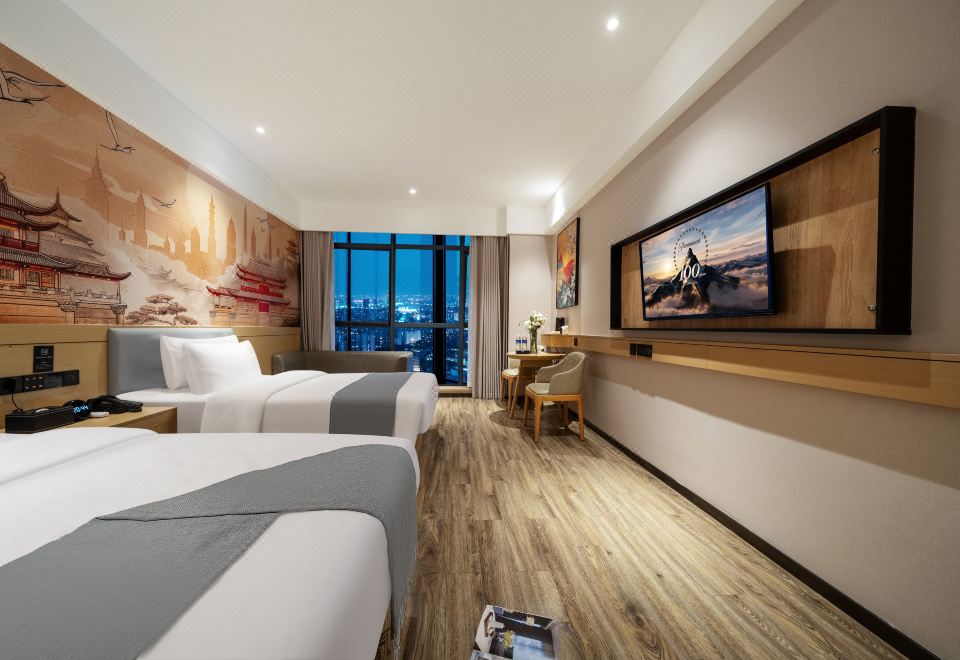 M.DESIGNER.HOTEL (Chengdu Qingbaijiang Cultural and Sports Center)Premier Smart Room (2 Beds) (Large Window)