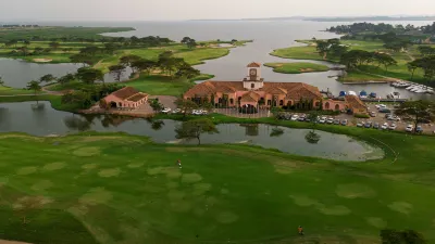 Lake Victoria Serena Golf Resort & Spa Hotel a 