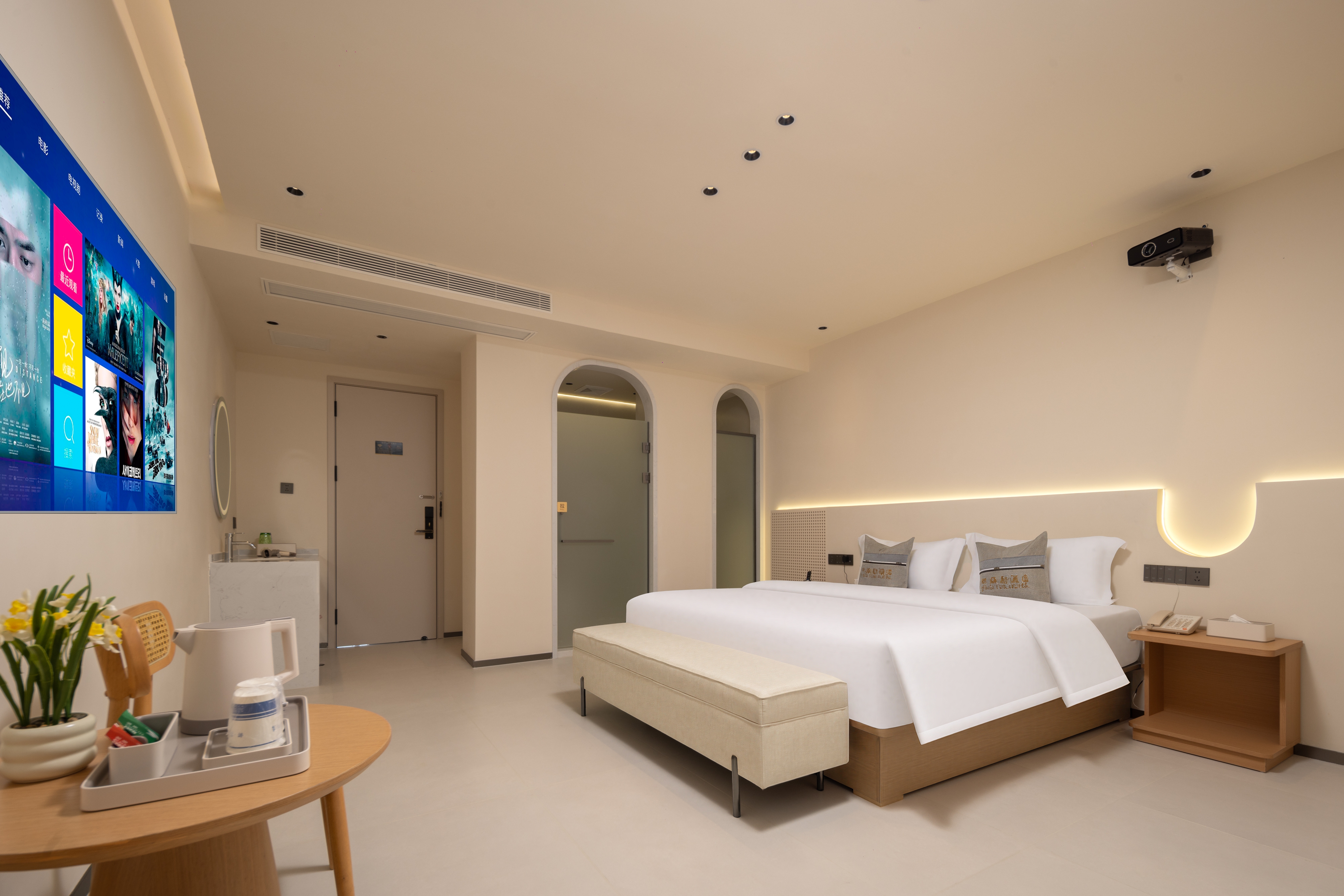 椰影窗韵丨雅致大床房[AI智控-迷你冰箱-柔软床品]