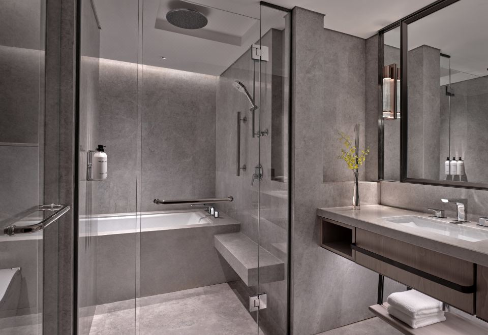 君悅高級套房（大床）