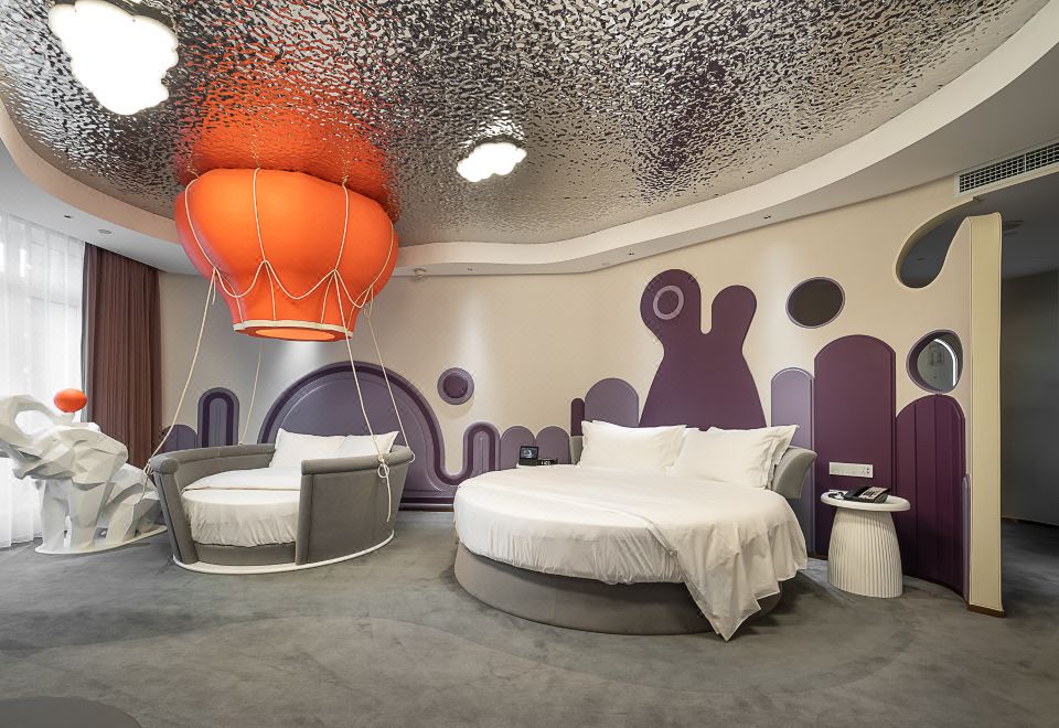 沉浸式主題親子家庭房