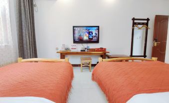 Dunhuang Silk Road Impression Boutique Inn (Mingsha Mountain Crescent Spring Store)