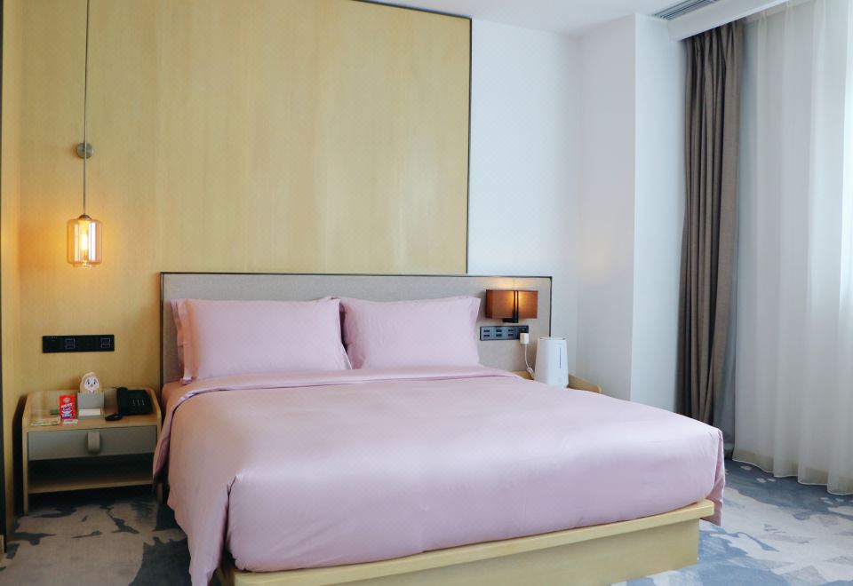 Exclusive Room - Double Occupancy (Females Only)
