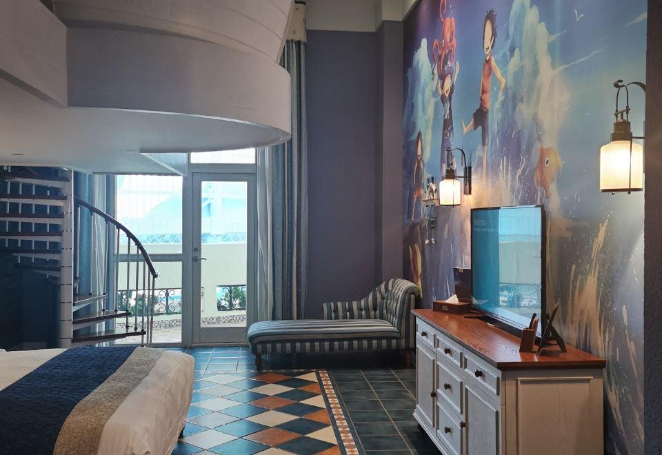 內景海賊王國復式親子房