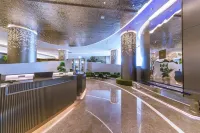 Radow Wanrong Hotel