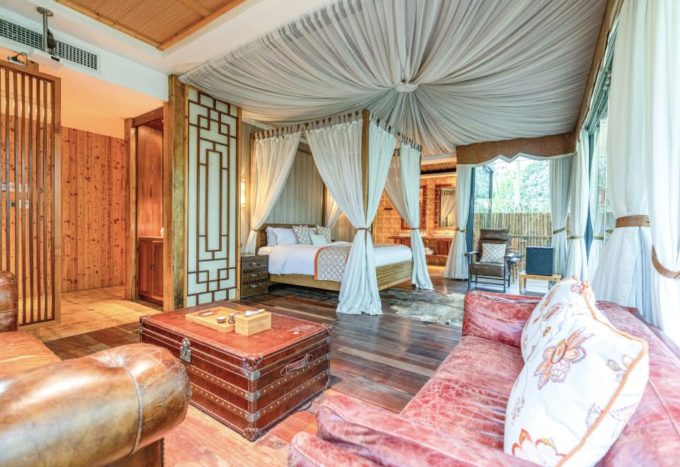 Chengdu Miaoxi Wild Luxury Resort HotelTent - River-View (Double Bed)