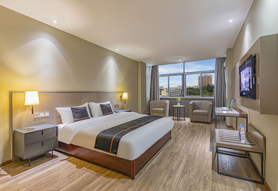 蜜約情侶大床房