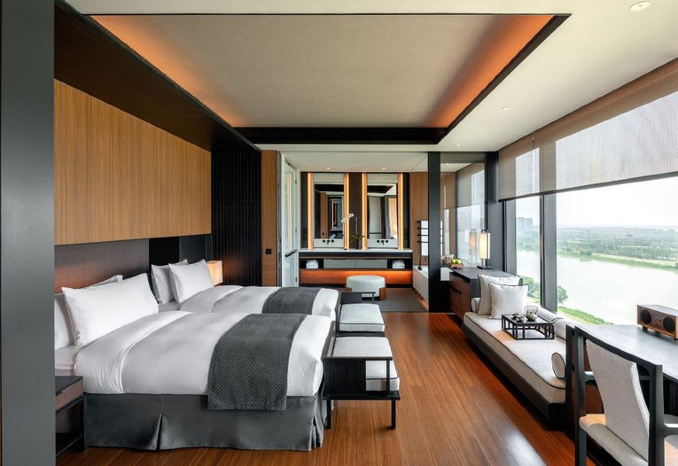 雙臥室連通家庭套房