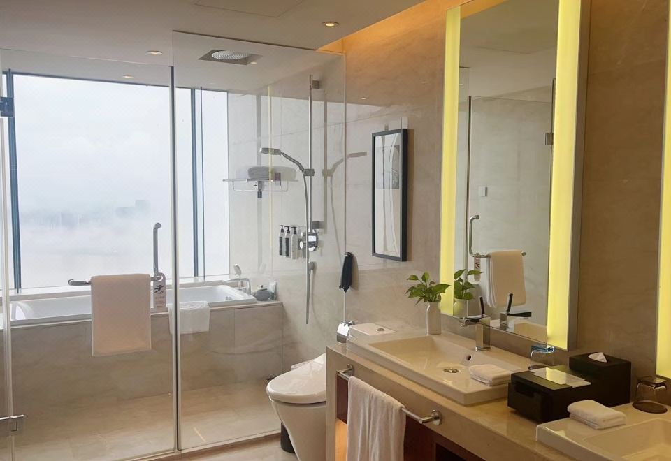 Swiss Grand NanchangTeng Wang Ge Theme Duplex Suite