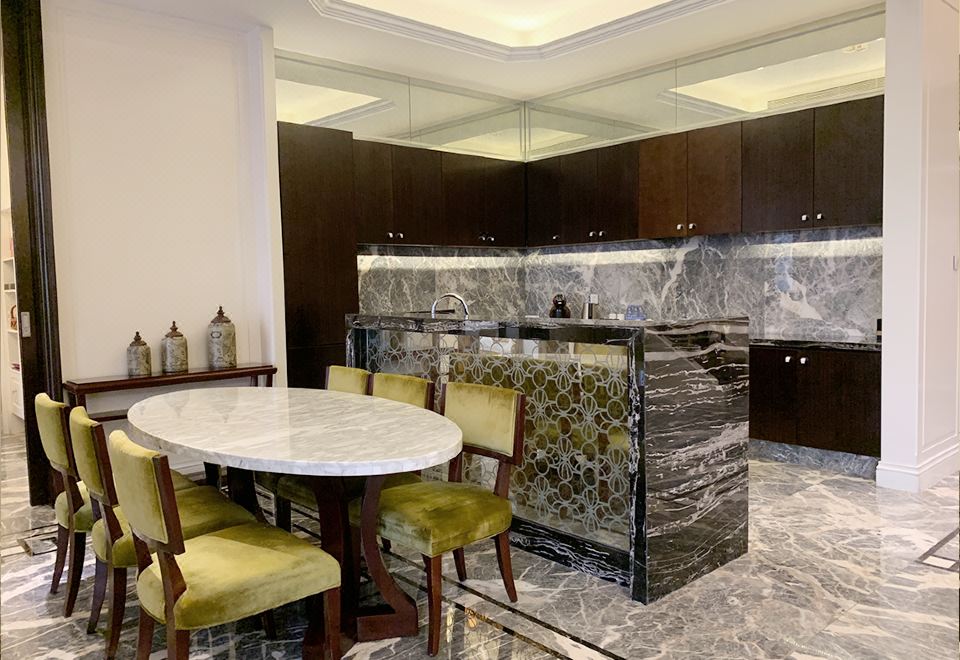 洛克菲套房3（复式扶梯景观+圆形浴缸+大空间+大阳台）