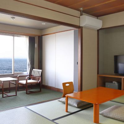 標準日式海景房，共用浴室，7.5榻榻米、禁菸 大江戶溫泉物語別府清風優惠