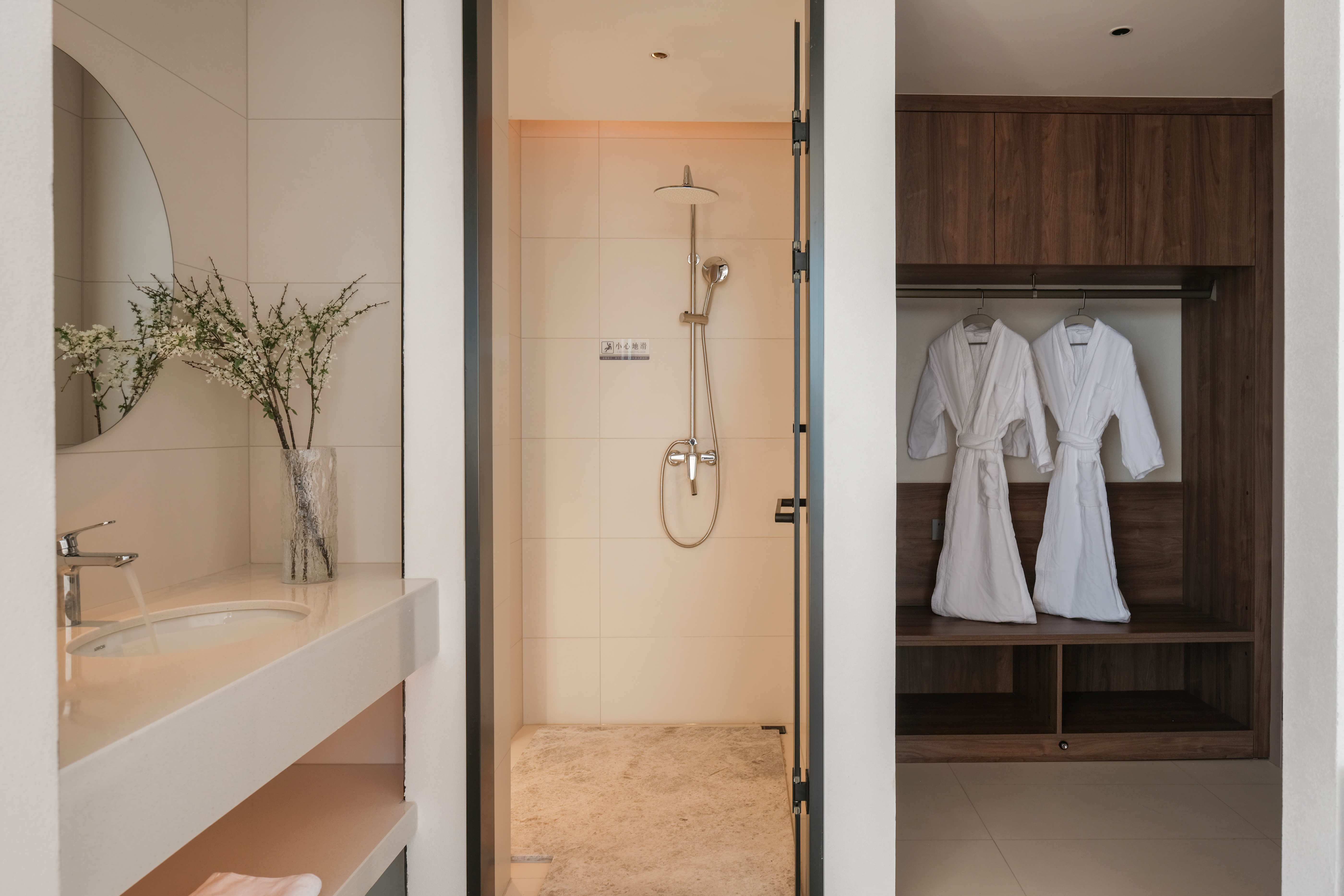 畔星漫语280°海景双床房（全屋智能+一线海景+巨幕）