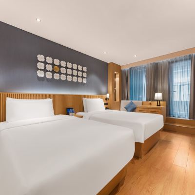 露台豪華雙床房（智能客控+小冰箱+手機投屏） 桔子水晶上海豫園酒店優惠