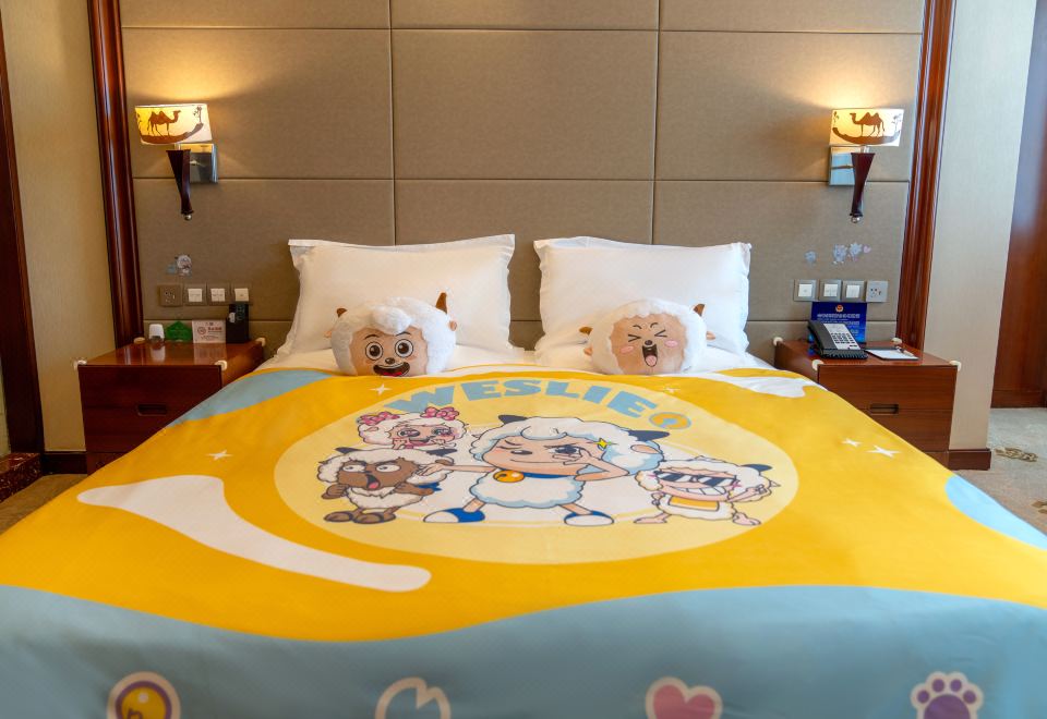 Beijing Xinjiang PlazaPleasant Goat And Big Big Wolf Theme Double Bed Room