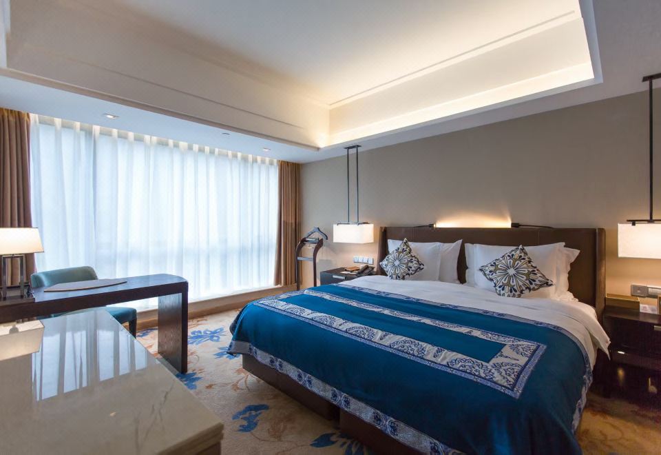 Gloria Grand Hotel JishouDeluxe Suite