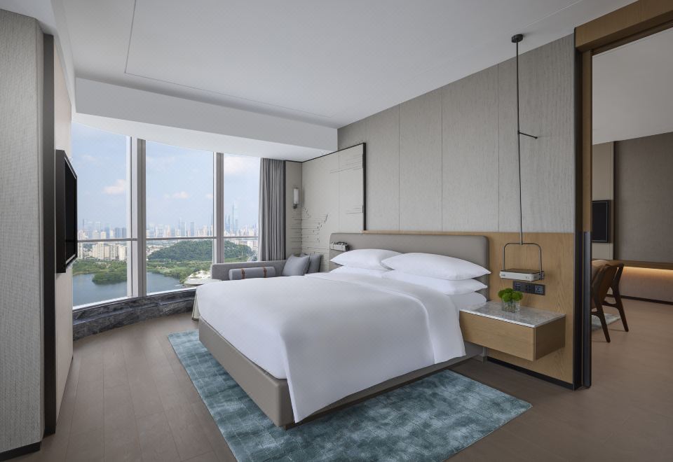 行政套房【180°临湖瞰两岸灯火璀璨】