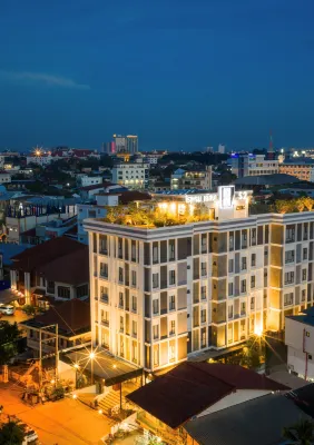 S 2 Modern Boutique Hotel