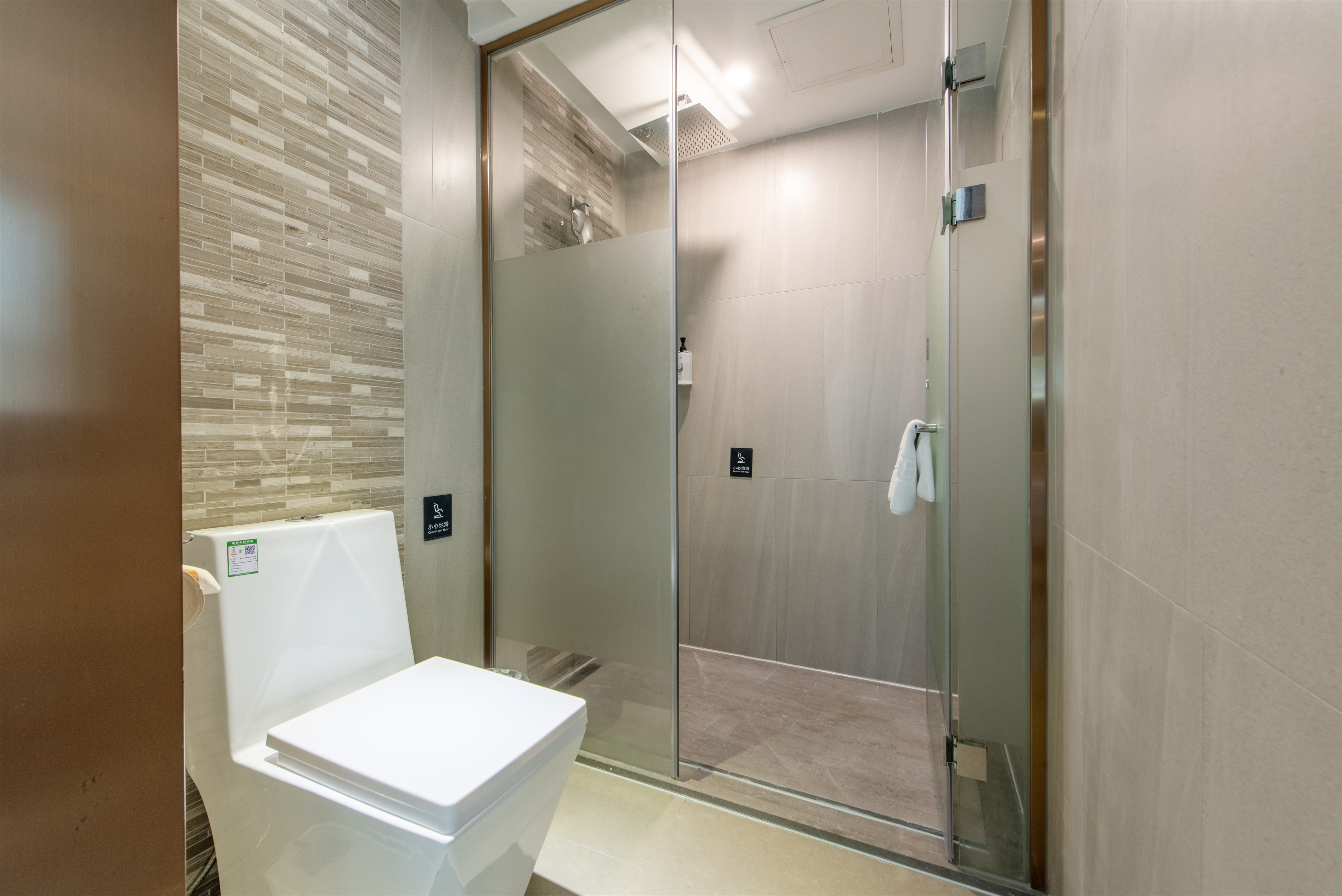 豪華大床房 [慕思床墊+空氣凈化器]