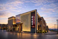 Colorful Danxia Sunshine All Season Hotel