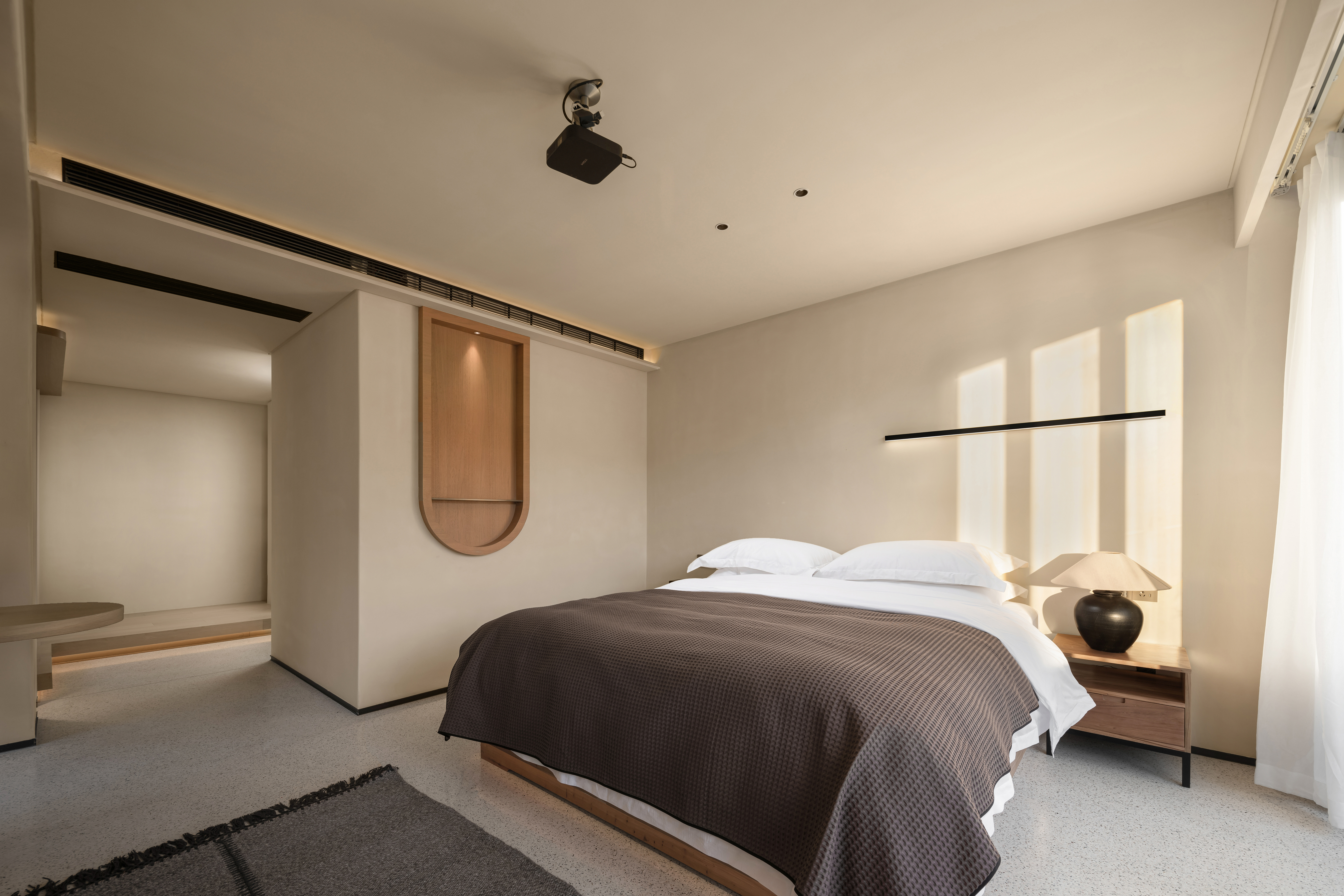 莫白·阳台观景大床房『高清投影+沙发休闲区+Nespresso胶囊Coffee机+全身镜』