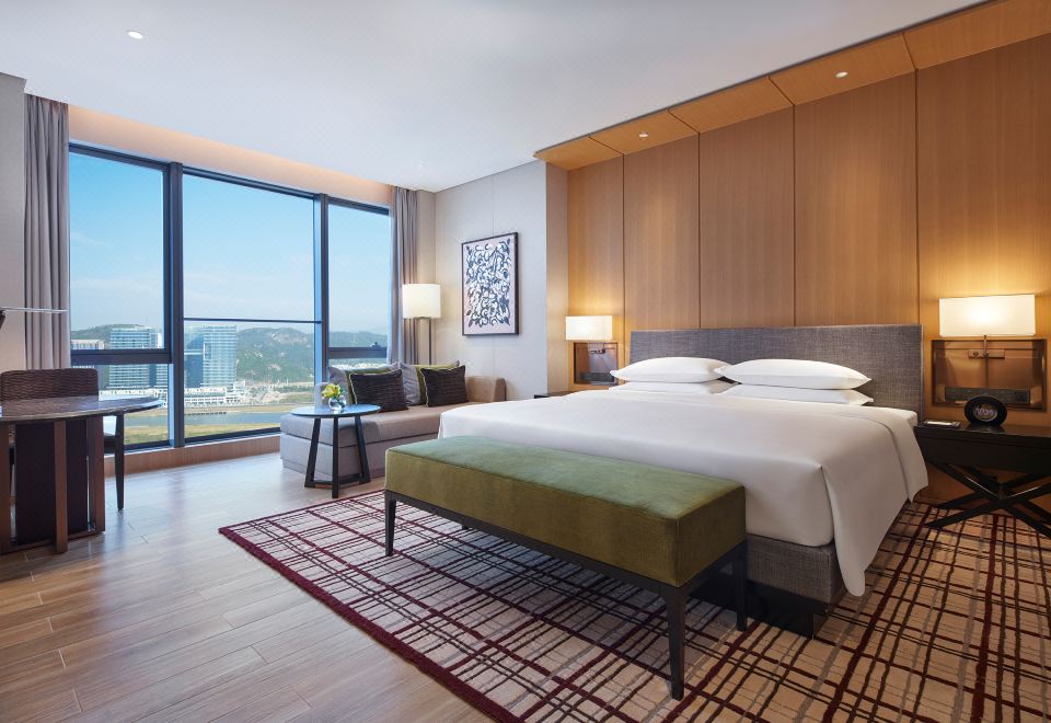 Hyatt Regency HengqinKaiyue Family Two-Bedroom Interconnecting Suite