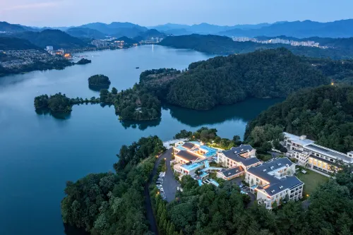 Blue City. Anyi Resort Qiandao Lake County